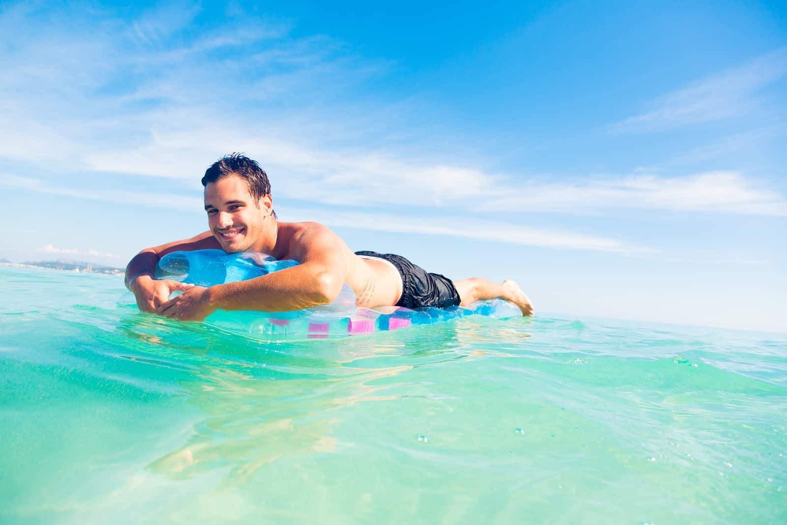 Choosing the perfect Swimming Costume mens-Bondi Joe Swimwear